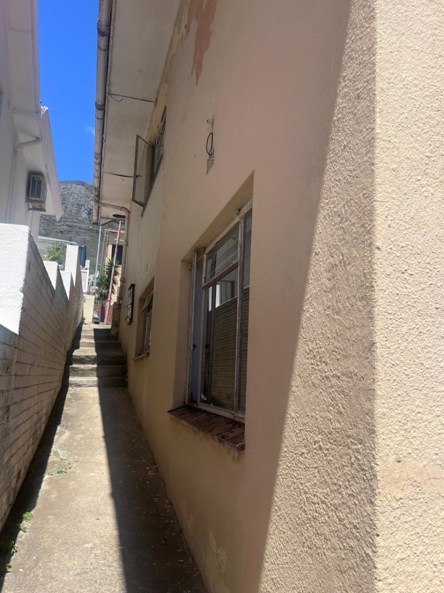 5 Bedroom Property for Sale in Walmer Estate Western Cape